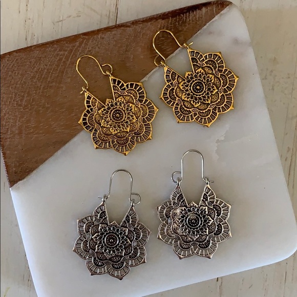 Antique Gold Mandala Flower Earrings - Picture 6 of 6